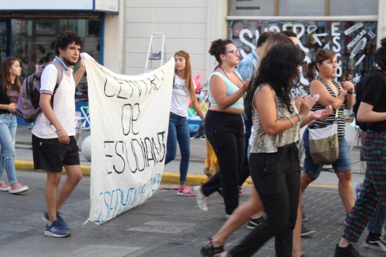 Ruidazo por aumento de tarifas y boleto