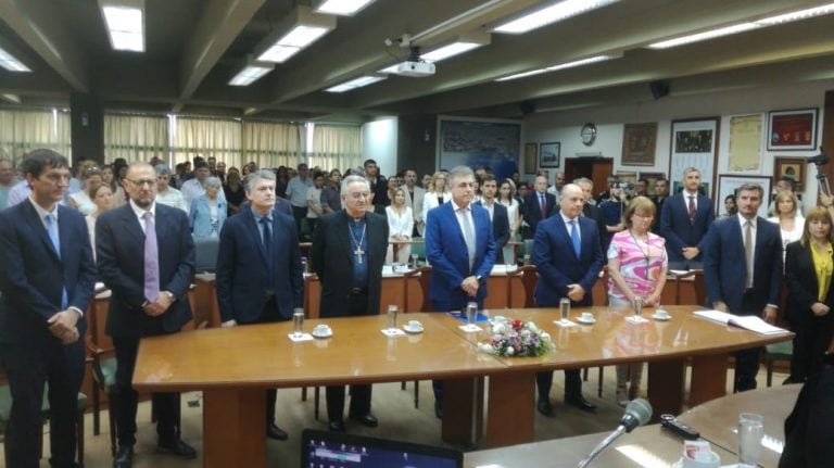 La mesa de invitados encabezada por el Intendente Luis Castellano. (Municipalidad de Rafaela)