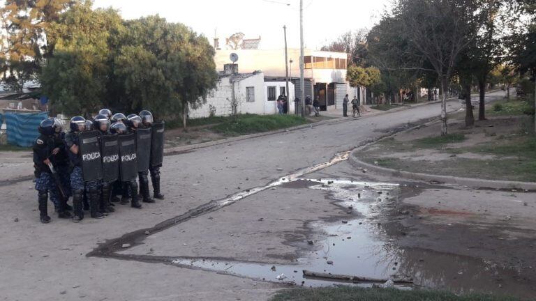 Disturbios en Granja de Funes.