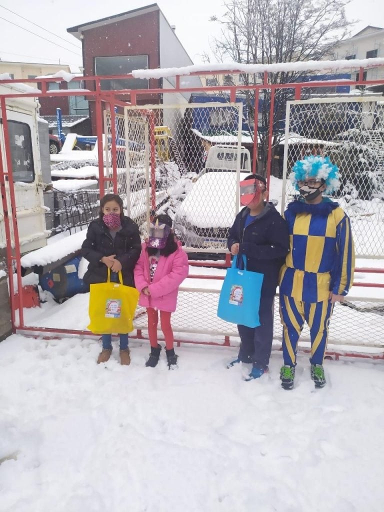 Municipalidad de Ushuaia reconociendo a los niños en el mes de la Infancia