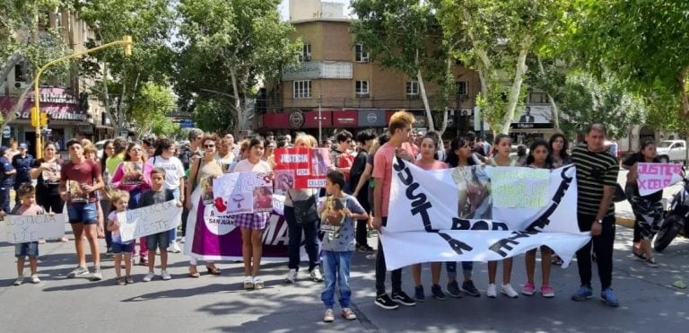 La marcha se llevó a cabo por el microcenro sanjuanino.