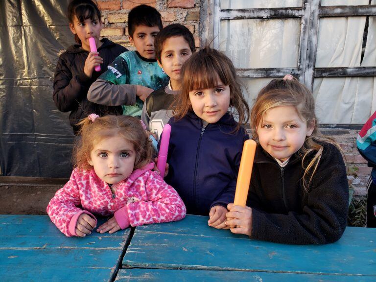 Los niños agradecerán tu colaboración. (Foto: Rocío Sileci)