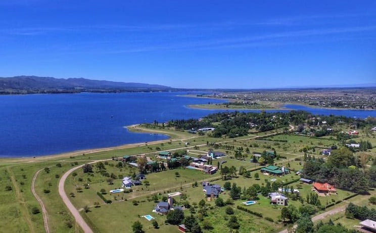 Potrero de Garay, pegado al embalse Los Molinos, en el valle de Paravachasca (Comuna)