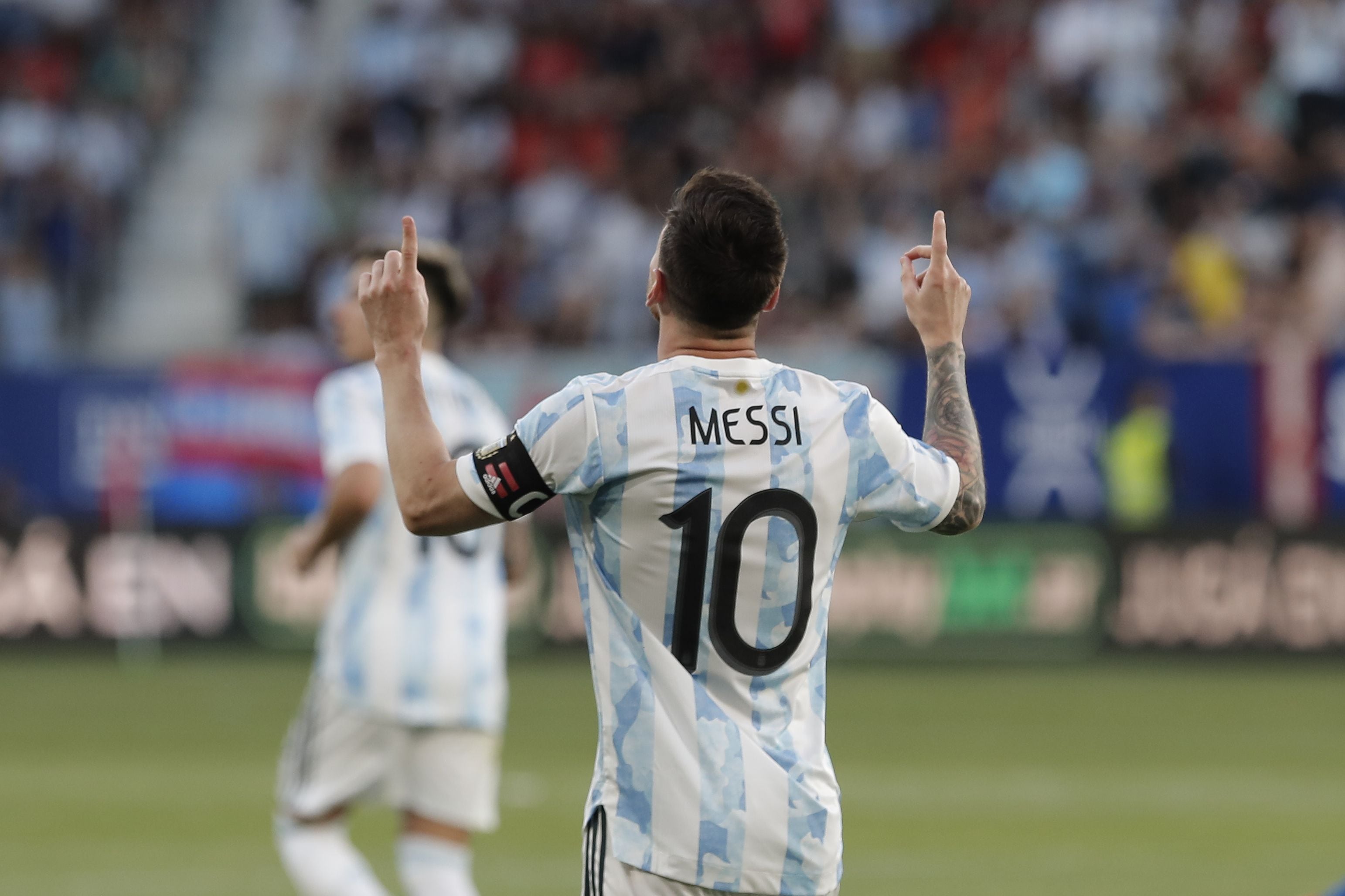 Lionel Messi anotó cinco goles ante Estonia y es récord.