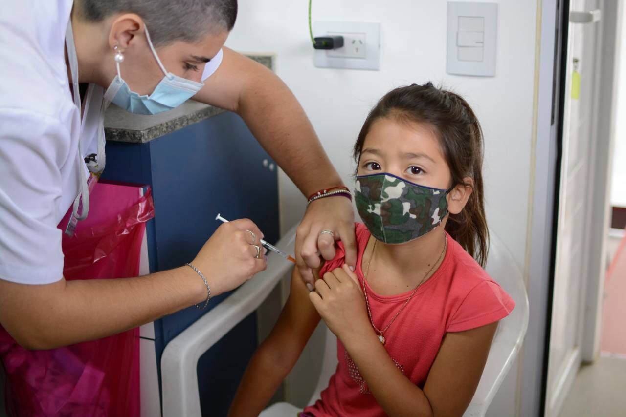 Vacunación en niños y niñas contra el coronavirus