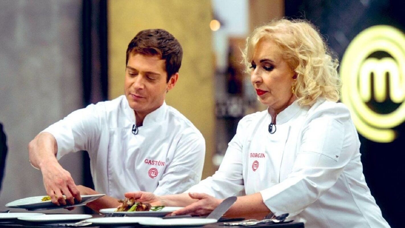 Gastón Dalmau y Georgina Barbarossa en la final de MasterChef Celebrity