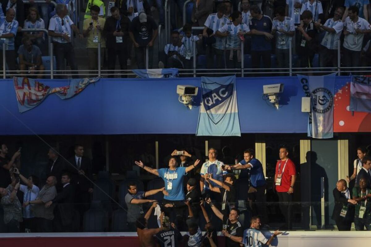 La increíble foto de Diego Maradona que recorre el mundo