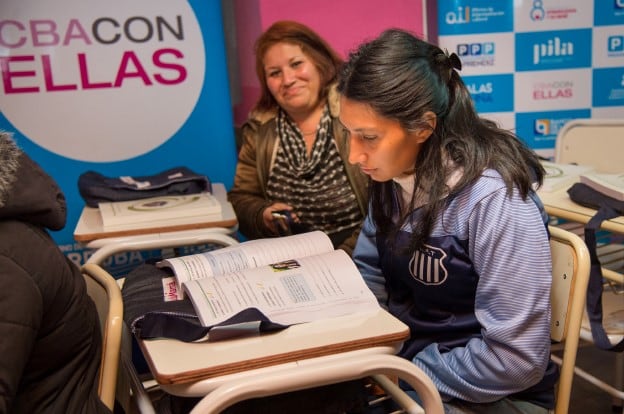 Más de mil mujeres ya se inscribieron en Aula Mamá