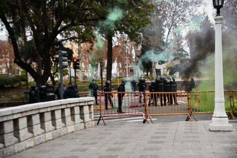 Marcha y movilizaciones del Suoem en Córdoba.