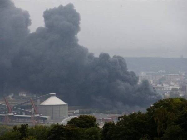 Incendio en una fábrica en China (Web)