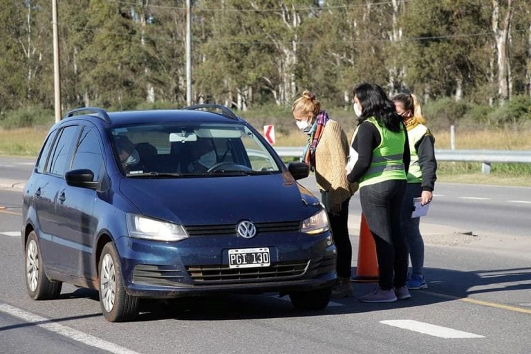 Controles en Arroyito sobre Ruta 19