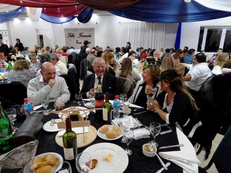 Una de tantas. Cena anual de la Fundación Oportunidades que contó con la presencia de Abel Albino.