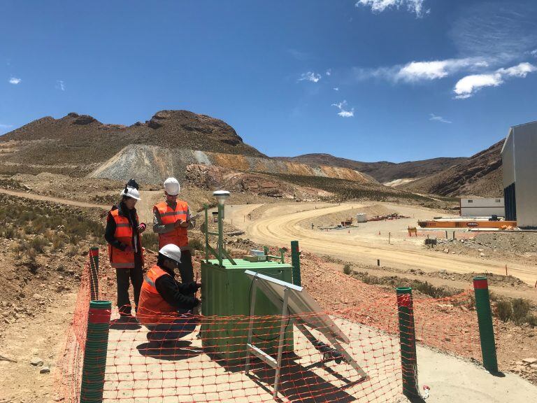 El secretario de Calidad Ambiental, Pablo Bergese, trabajó con su equipo en la toma de datos.