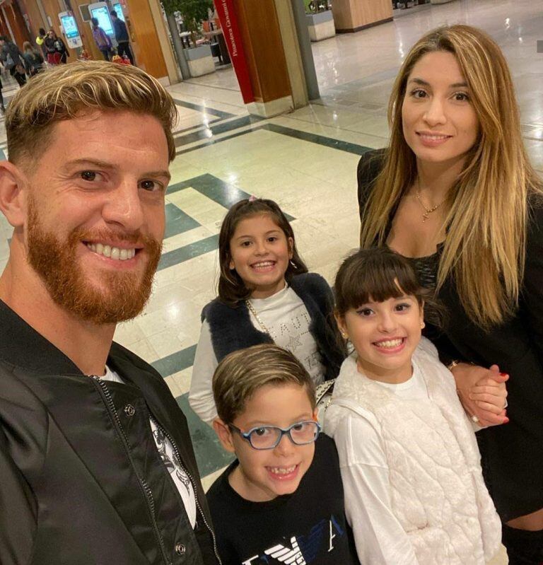 Le robaron todo al futbolista Cristian Ansaldi, y él le pidió a Dios que los perdone (Foto: Instagram)