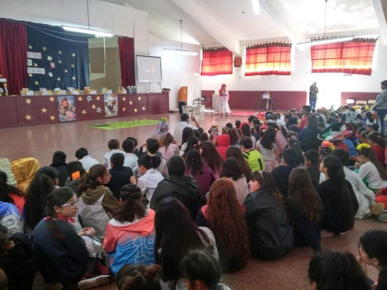 Maratón de lectura en Coronel Rosales