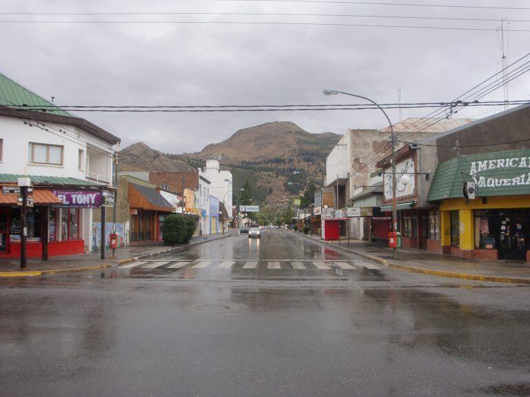 Esquel espera otra jornada de frió y de lluvias.