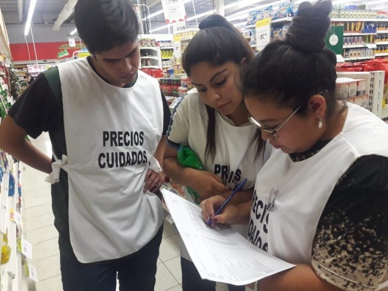 Control de los Precios Cuidados en  Chango Más, Vea y Carrefour