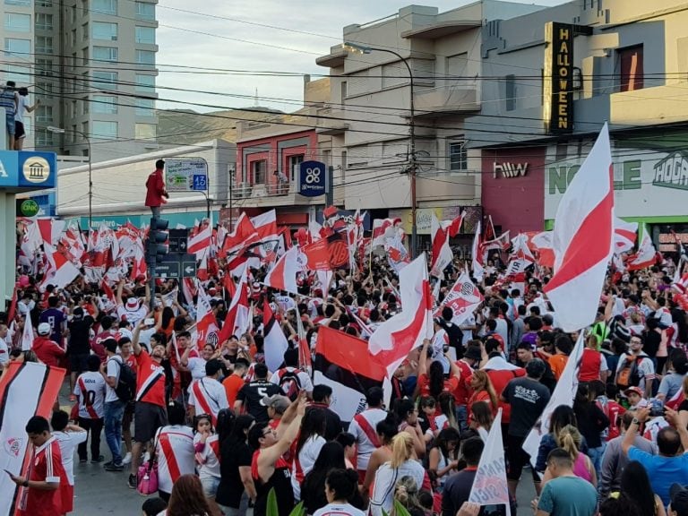 Festejos en Comodoro.  Fotos de Adolfo Morales