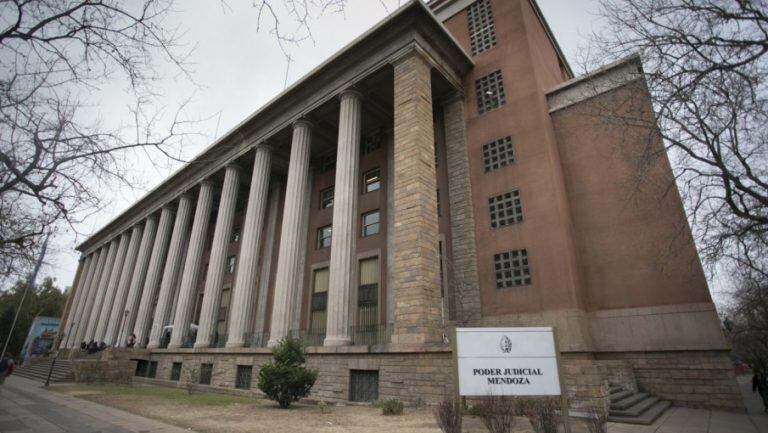 Tribunales, Mendoza.