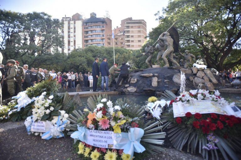 Homenaje a Veteranos y Caídos en Malvinas.