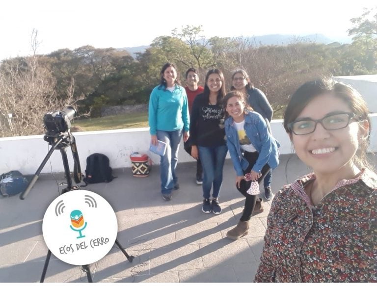 Ingenieras María Elena Alderete, Silvina Belmonte, Andrea García, María de los Angeles García, la docente Ester Palavecino y el comunicador publicitario Nicolás Arroyo. (Facebook Fundación Somos Parte)