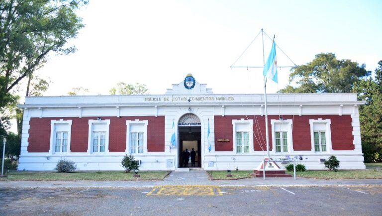 Policía de Establecimientos navales
(foto: Gaceta Marinera)