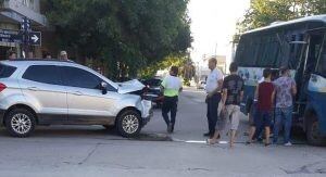 Choque en la intersección de calle Beiró y Alvear.