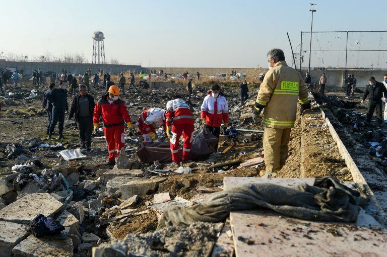 Los restos del avión derribado. (Bloomberg).