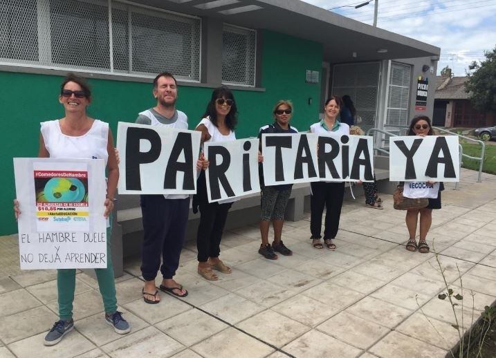 Docentes reclaman la reapertura de paritarias. (Archivo)