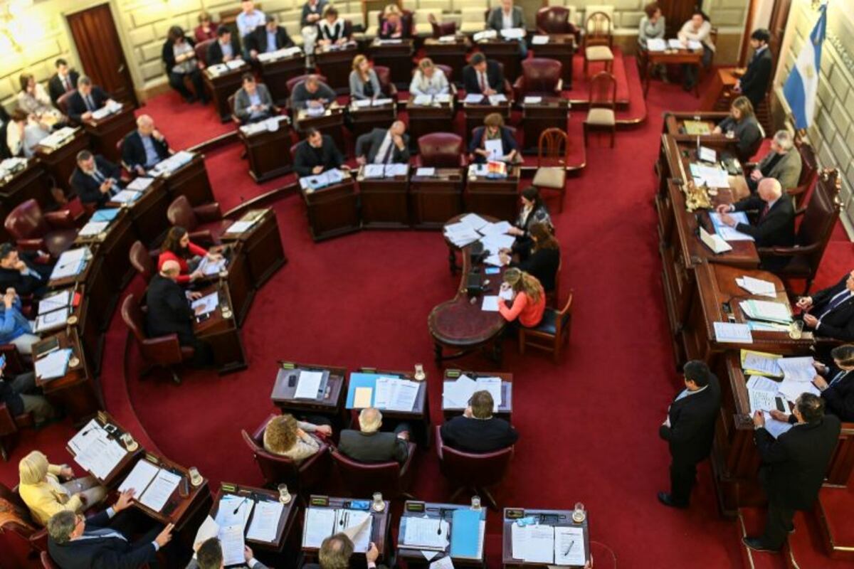 Diputados y senadores provinciales ahora tendrán mas control sobre fiscales y defensores