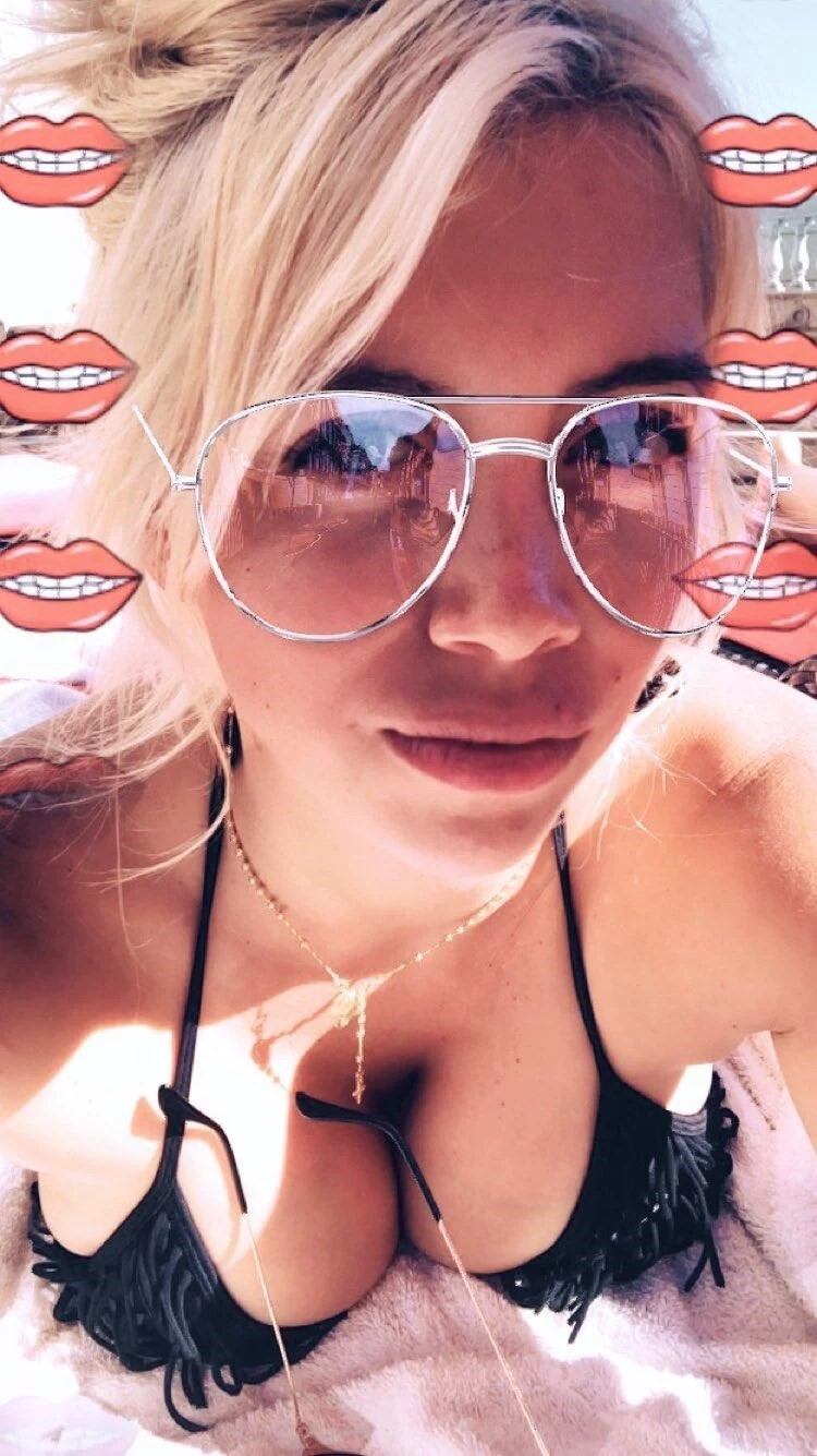 Wanda Nara calentó Instagram con su foto en bikini.