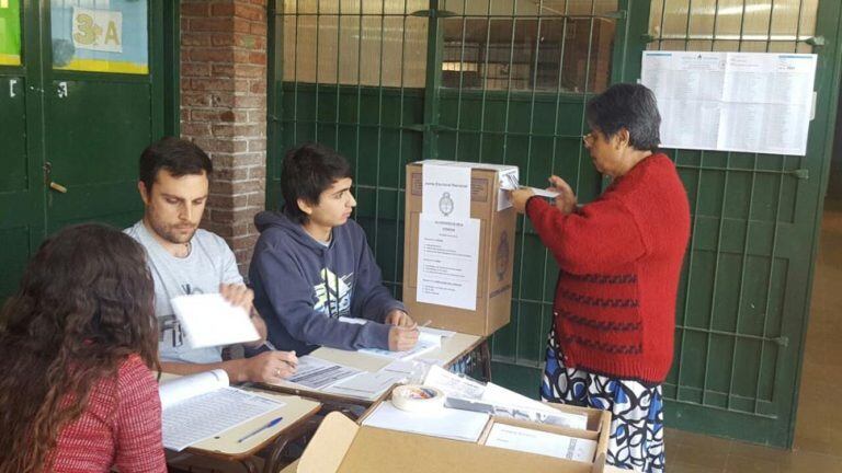 Se adelantaron las elecciones en Chubut.