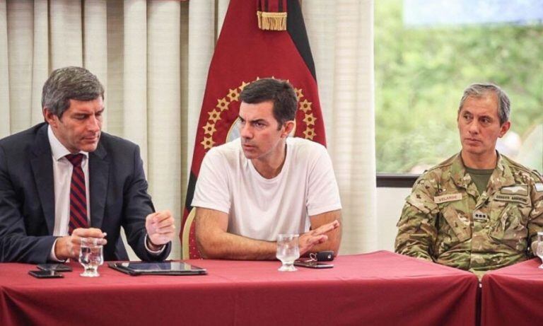 Urtubey y Yarade durante la reunió del Comité Permanente de Emergencia. (TW Urtubey)