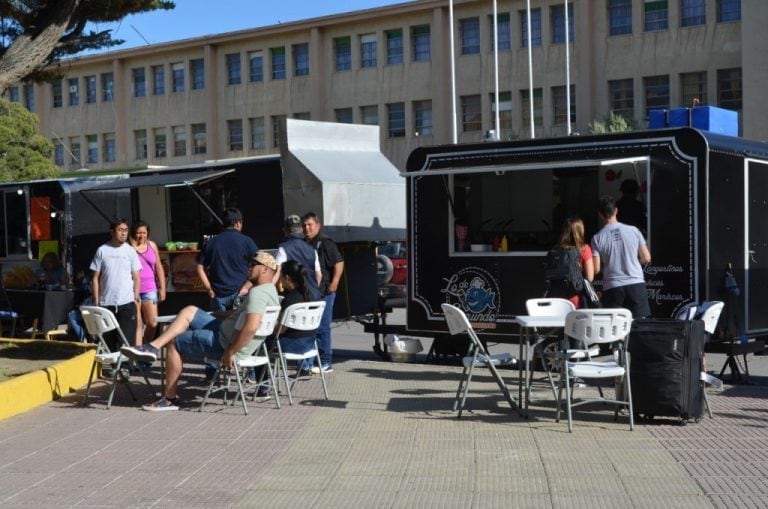 Los días sábado y domingo a partir de las 11:00 de la mañana, se realizará en la Plaza San Martín.