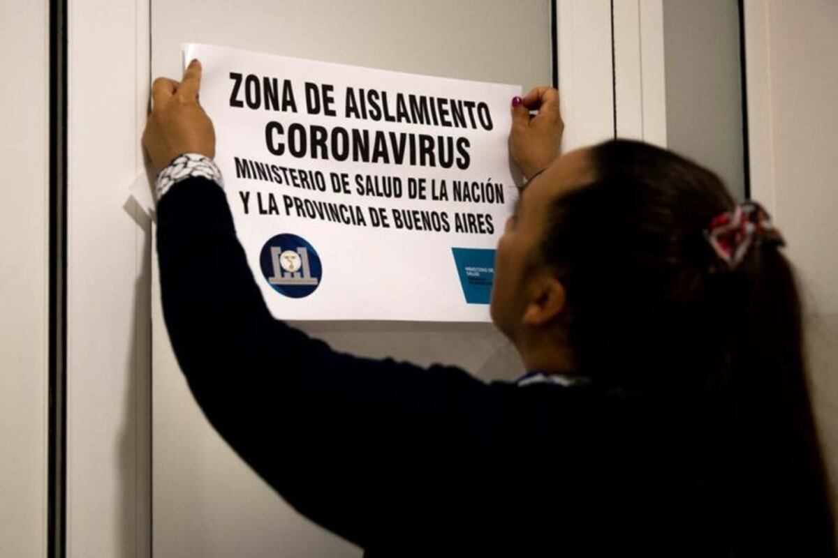 Coronavirus: pusieron en cuarentena a los pasajeros que viajaron con el argentino infectado