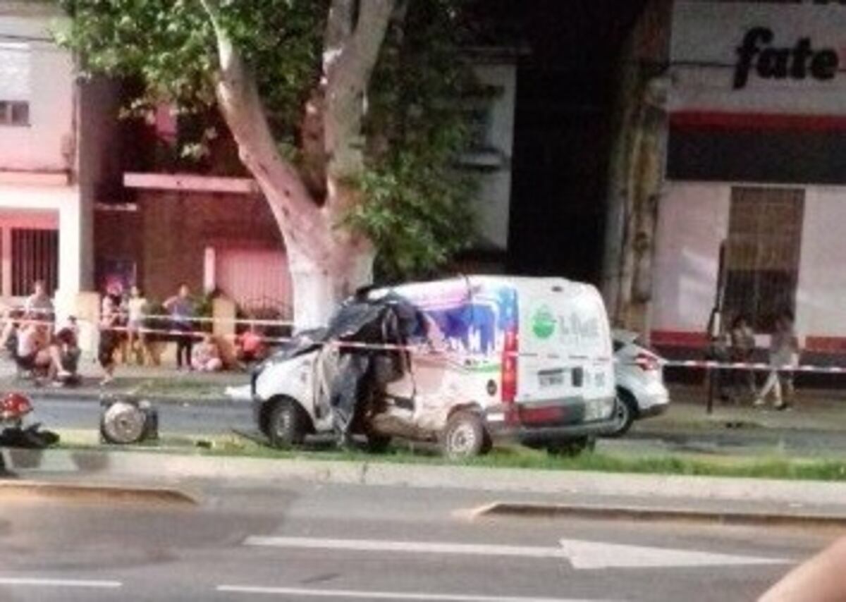 Le secuestraron dos celulares al joven que chocó y mató en zona sur