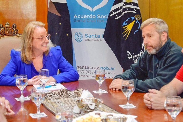 alicia kirchner con Rogelio frigerio