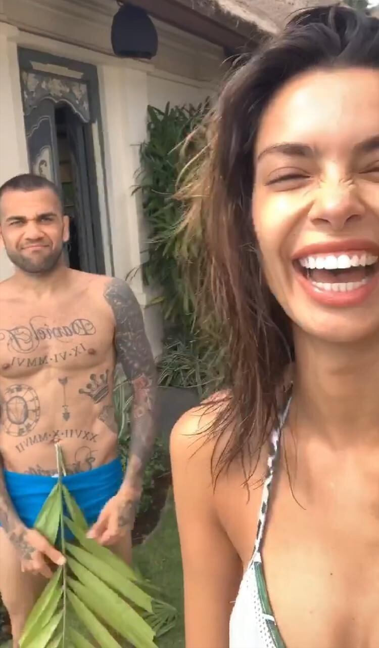 Dani Alves y su mujer, la modelo Joana Sanz, de vacaciones en Bali (Foto: Instagram)