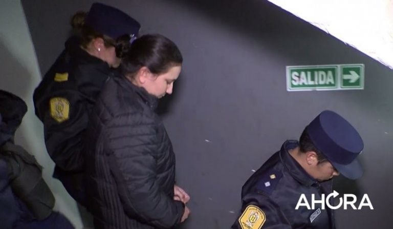 La mujer fue imputada por "homicidio simple" (web).