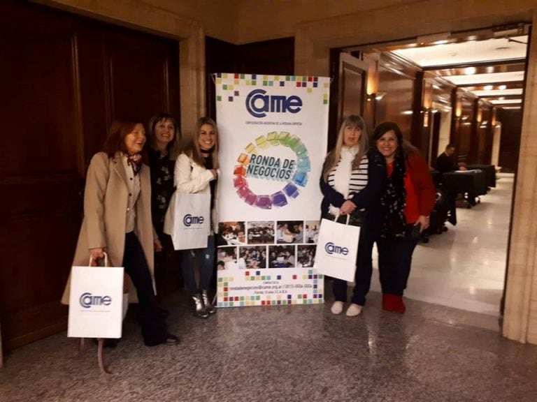 mujeres de la cámara de comercio