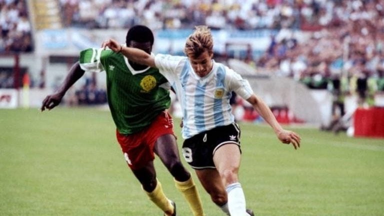 Postales de la derrota de Argentina ante Camerún. (web)