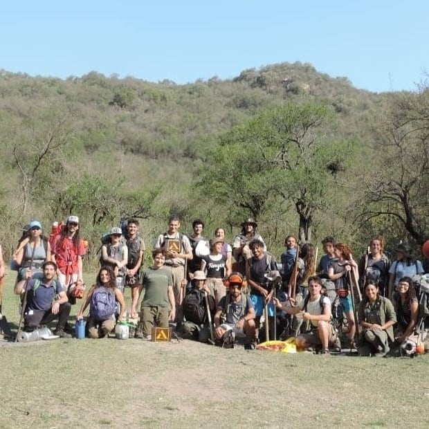 Guardaparques realizaron tareas de mantenimiento en la reserva La Quebrada (Foto: FM Sierras Chicas)