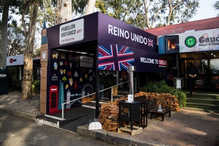 Stand británico "Falklands Islands" en Expo Prado 2020 - Uruguay.