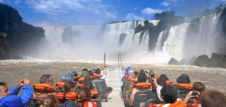 Cataratas del Iguazú, una de las siete maravillas naturales del mundo.