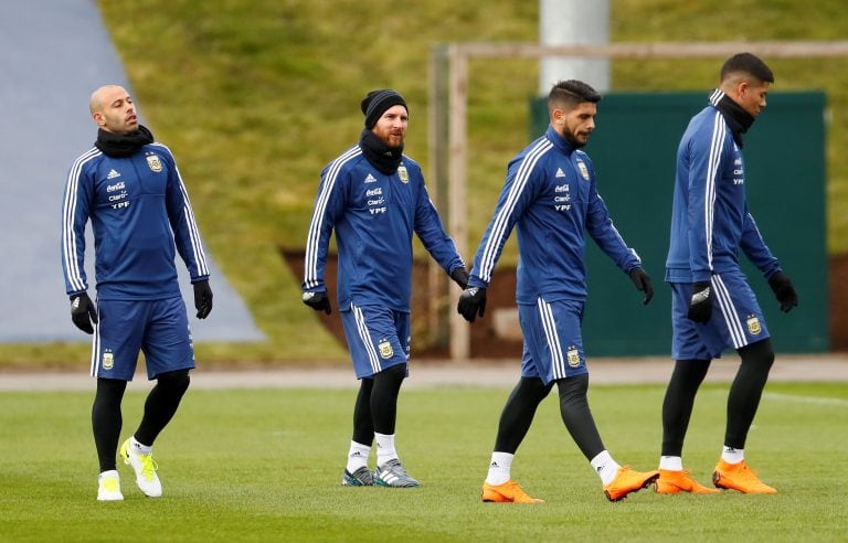 El equipo que probó Jorge Sampaoli de cara al amistoso con Italia. Foto: REUTER.