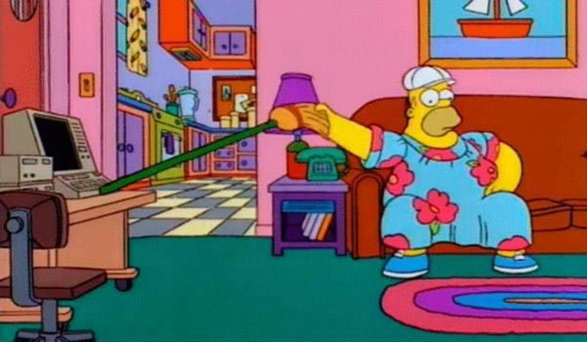 Mujer aburrida en cuarentena se hizo un tatuaje de Homero Simpson