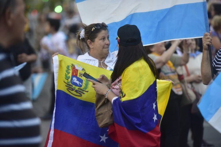 Las fotos de la marcha del Sí se Puede de Macri en Córdoba en el cierre de campaña.