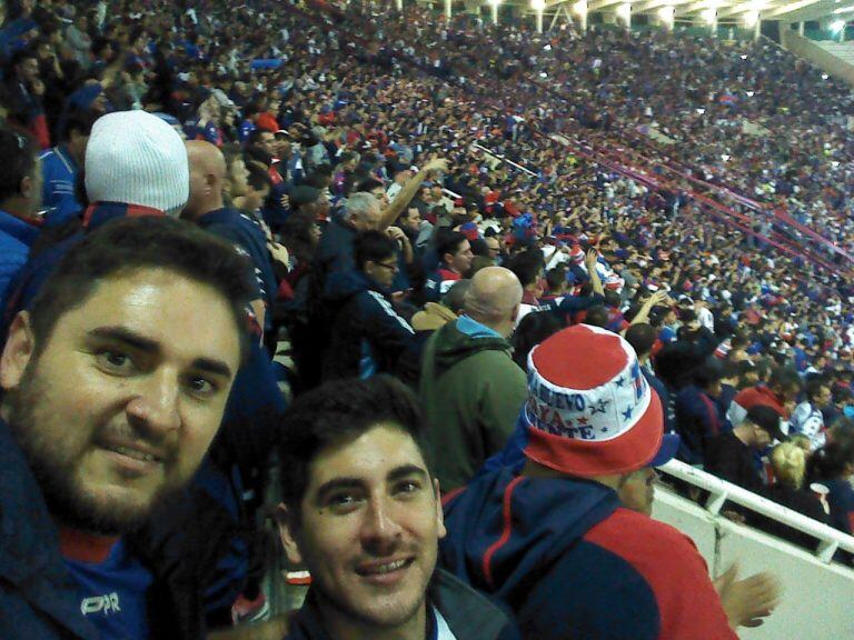 Quique y Jose Solera en el estadio Mario Alberto Kempes