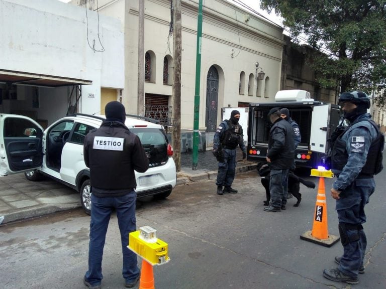 Los quioscos de droga fueron desbaratados en cuatro barrios de Córdoba Capital.