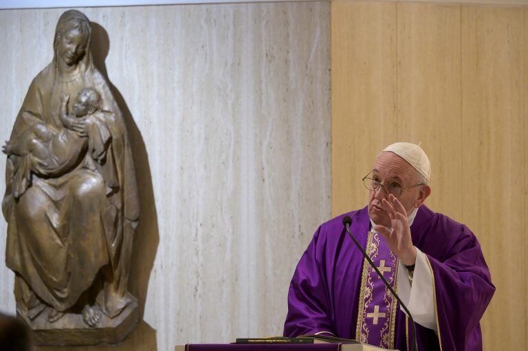 El papa Francisco celebrando misa (EFE/EPA)